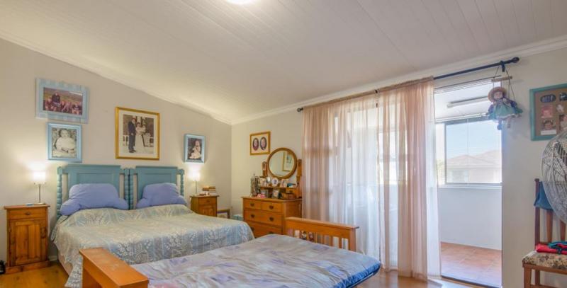 4 Bedroom Property for Sale in Stilbaai Wes Western Cape
